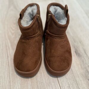 Zara Chestnut Suede Boots with Faux Fur Lining